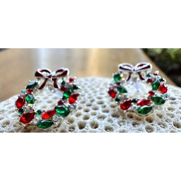 Christmas Wreath Earrings New Red Green Clear Crystals Posts Festive Bow… - Picture 10 of 12